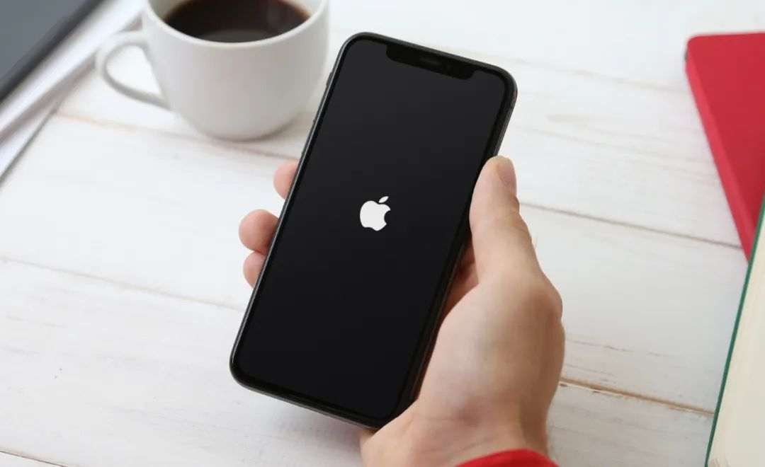 iOS18升级出现白苹果、无法重启等问题，要怎么解决